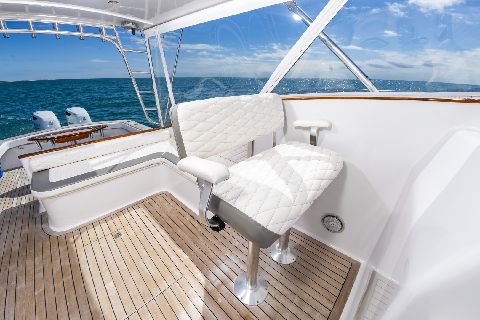 2009 Custom Carolina 36 Express - Image 20