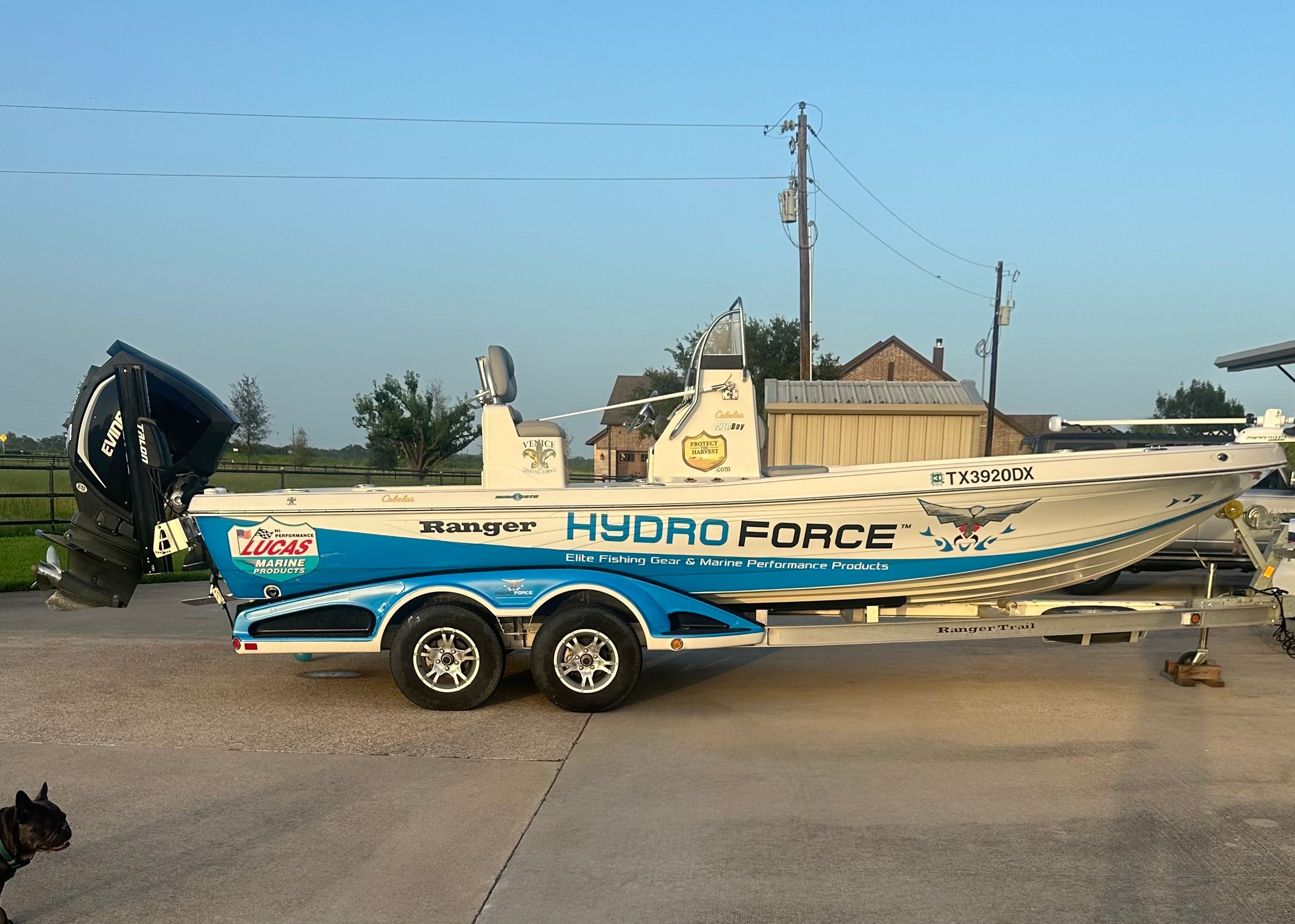 2016 Ranger 2310 Bay Ranger