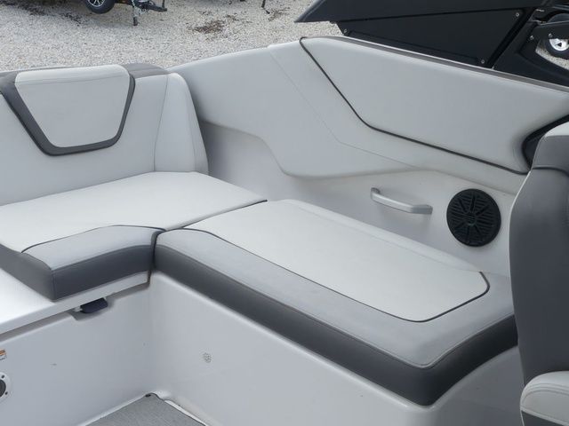 2022 Yamaha Boats AR250 - 19