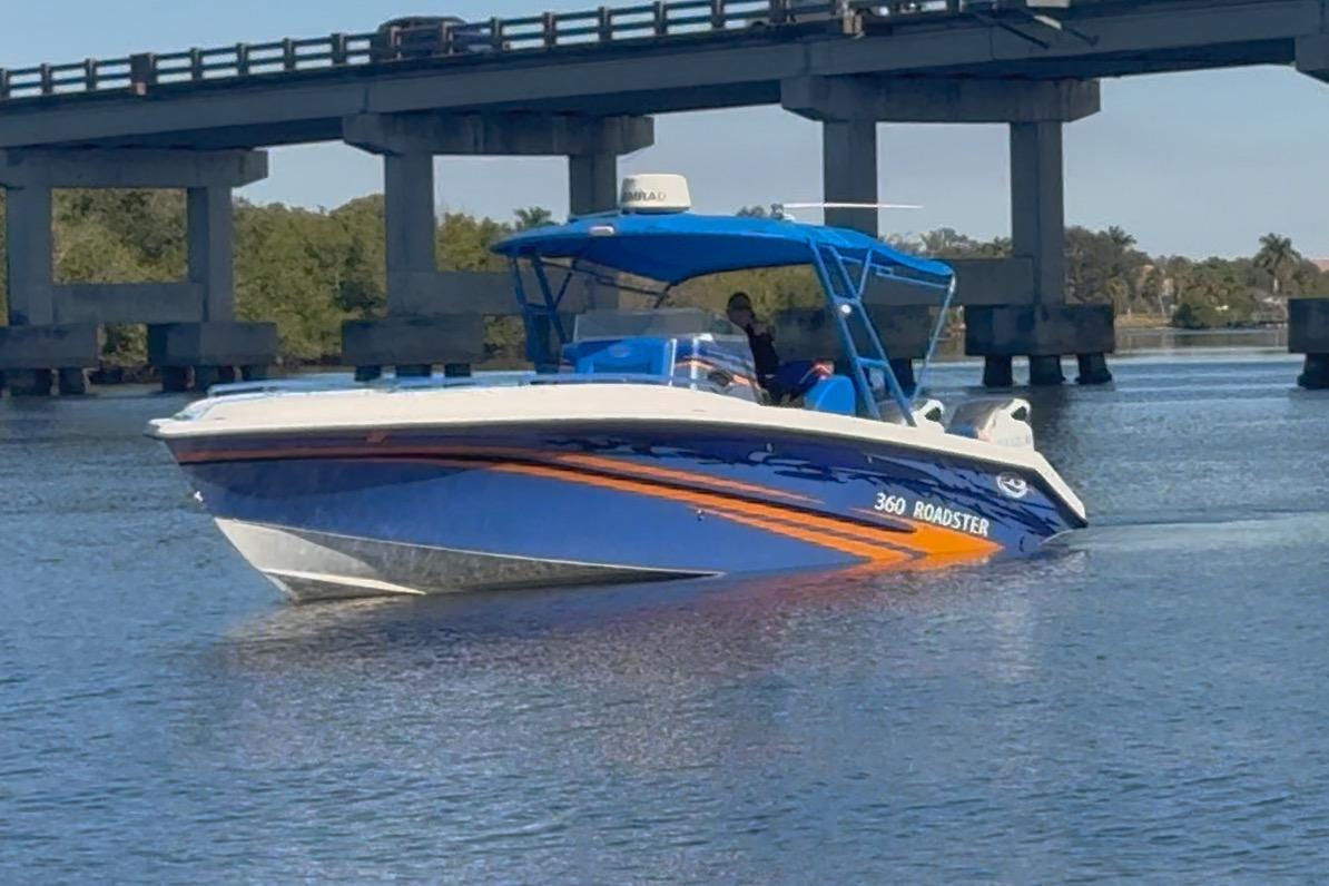 2011 Spectre 360 Roadster