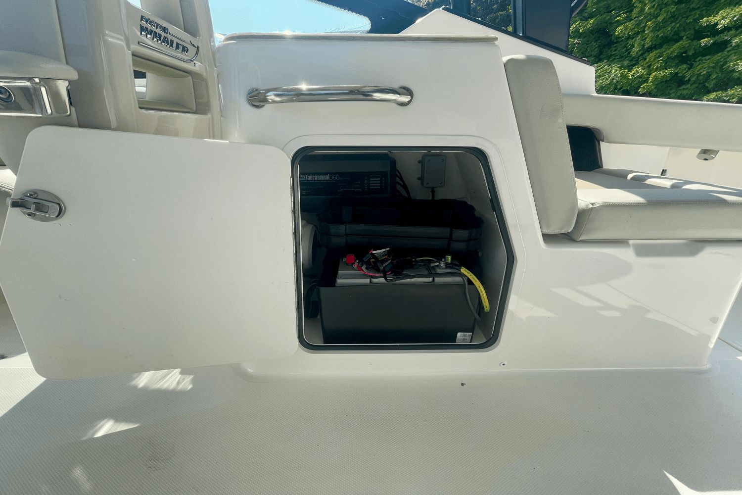 2022 Boston Whaler 280 Vantage - 15