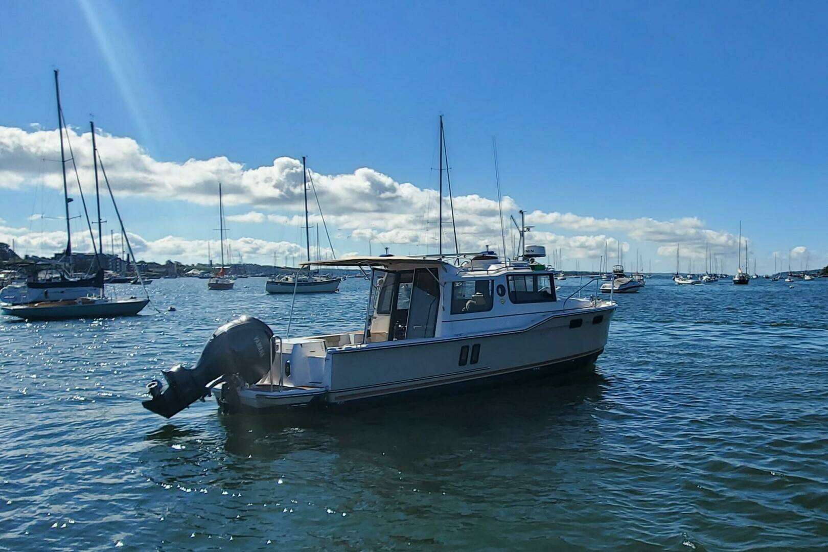 2024 Ranger Tugs R-27 LE - Image 7