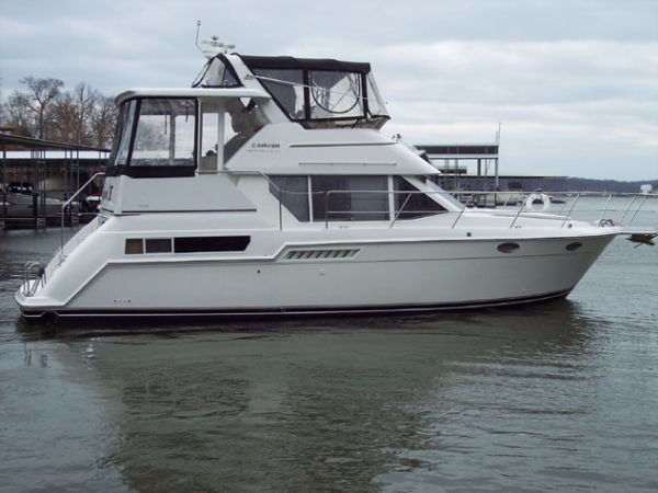 1998 Carver 355 Aft Cabin Motor Yacht