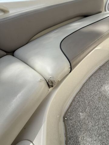 2004 Sea Ray 240 Sundancer - 9