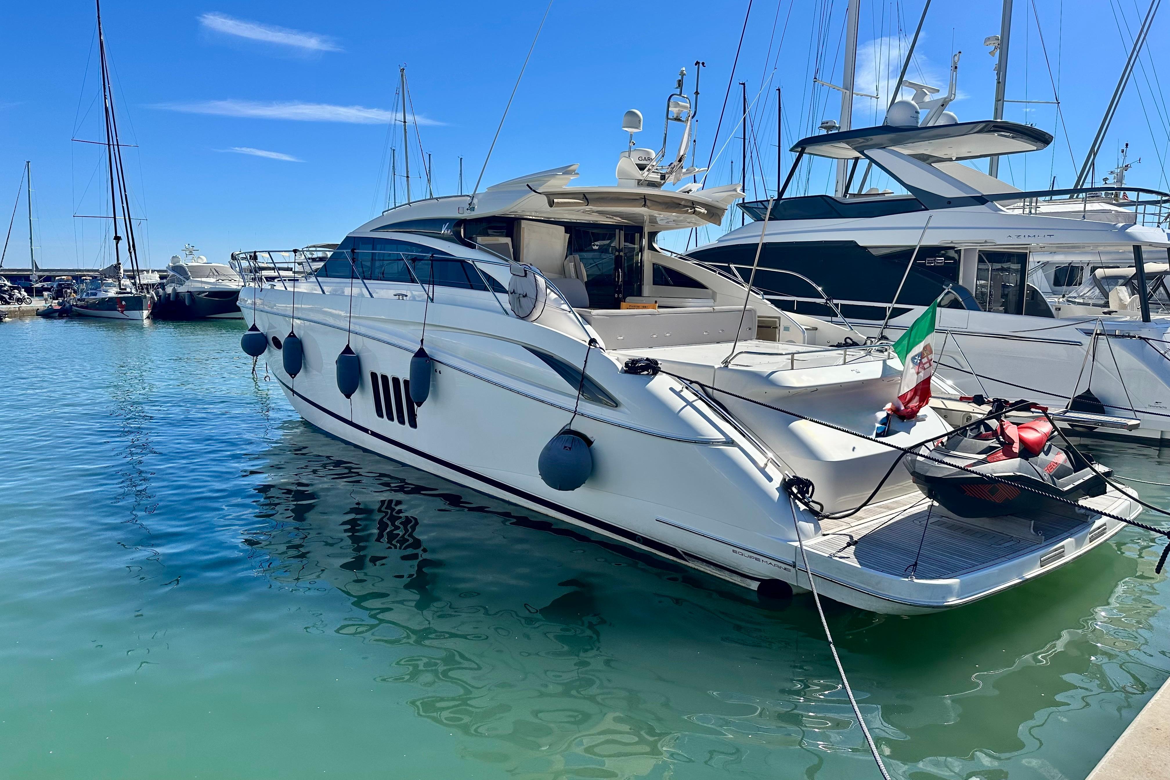 2009 Princess V62