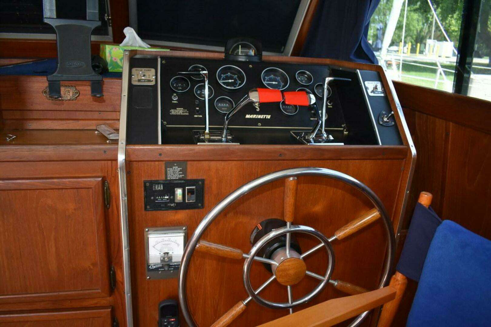 1985 Marinette 39 Double Cabin - Image 38