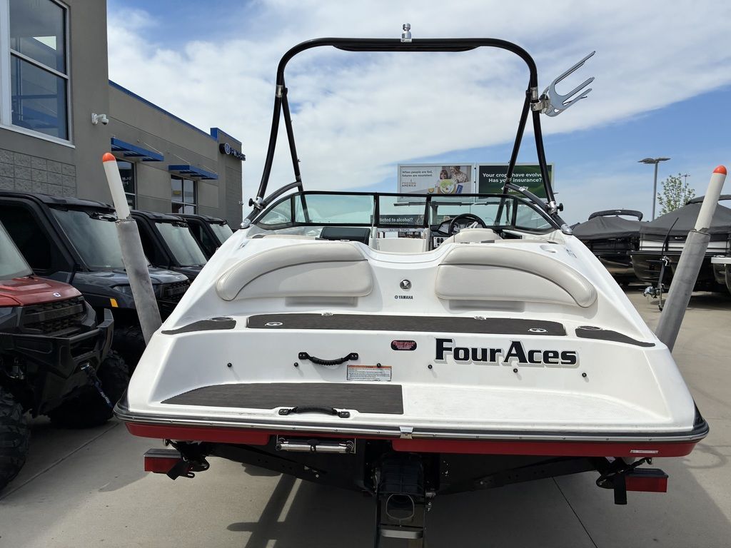 2013 Yamaha Boats AR192 - 11