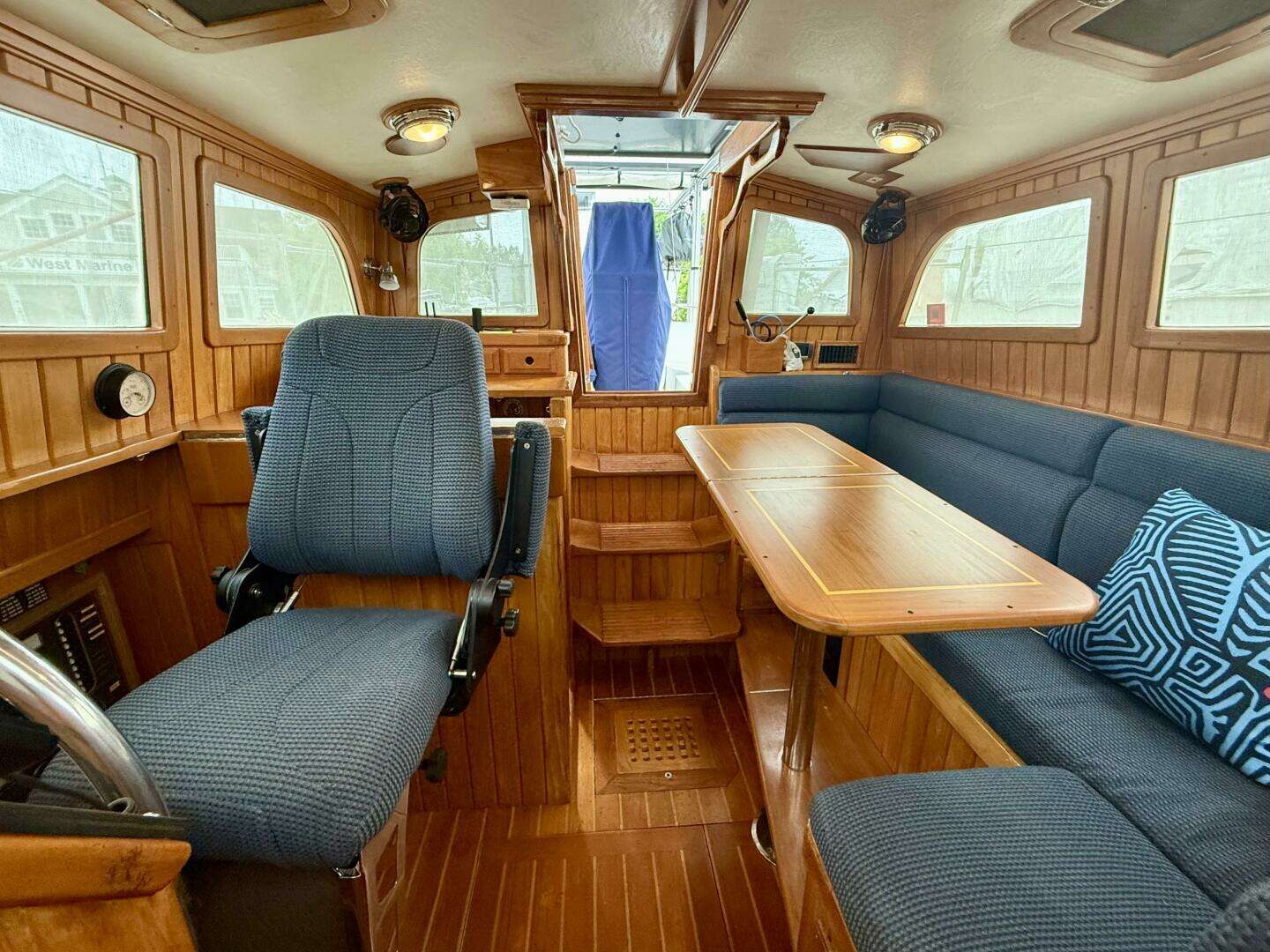 2005 Cabo Rico 42 Pilothouse - Image 9