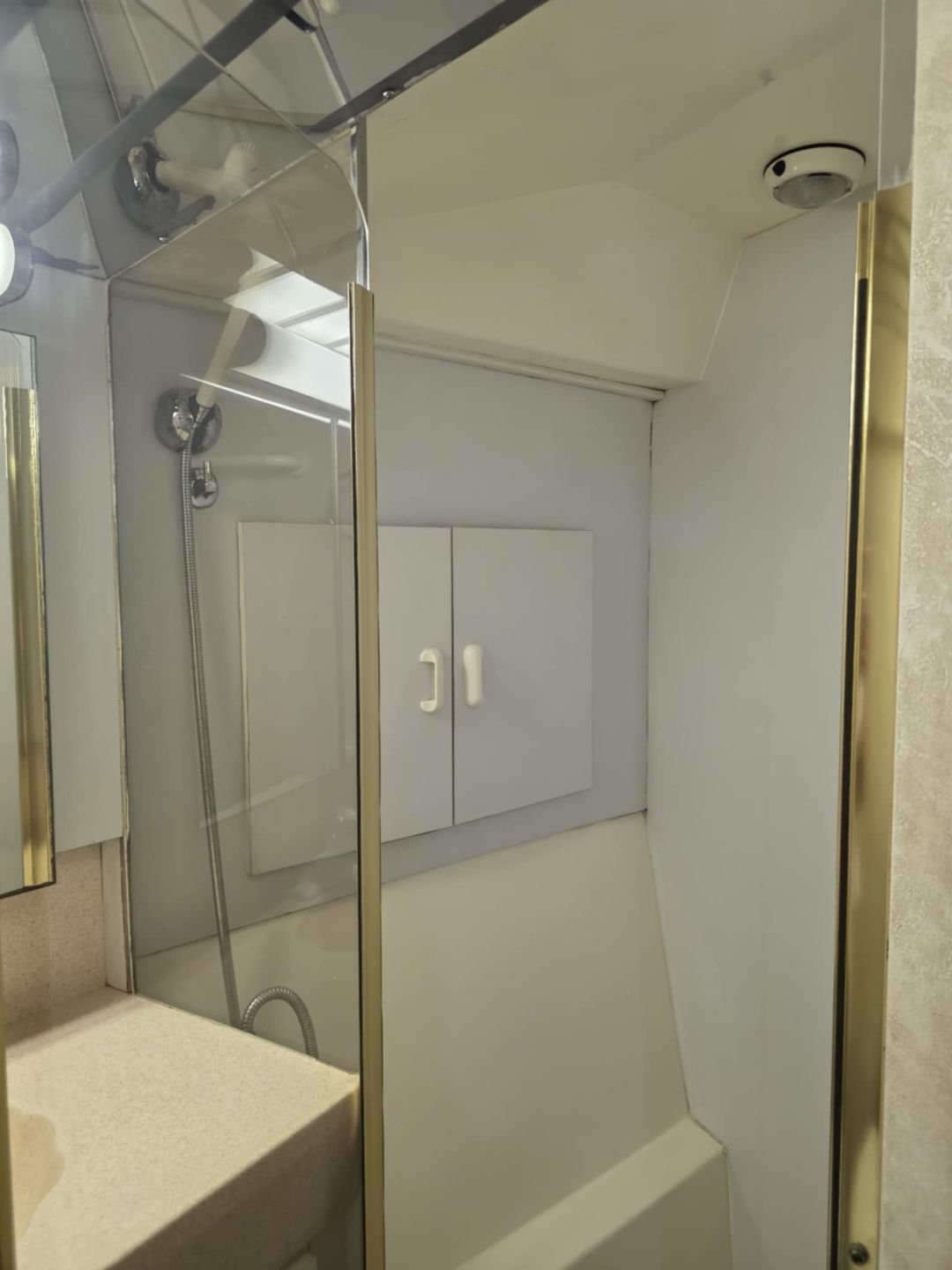 1998 Ocean Yachts SS40 - 43
