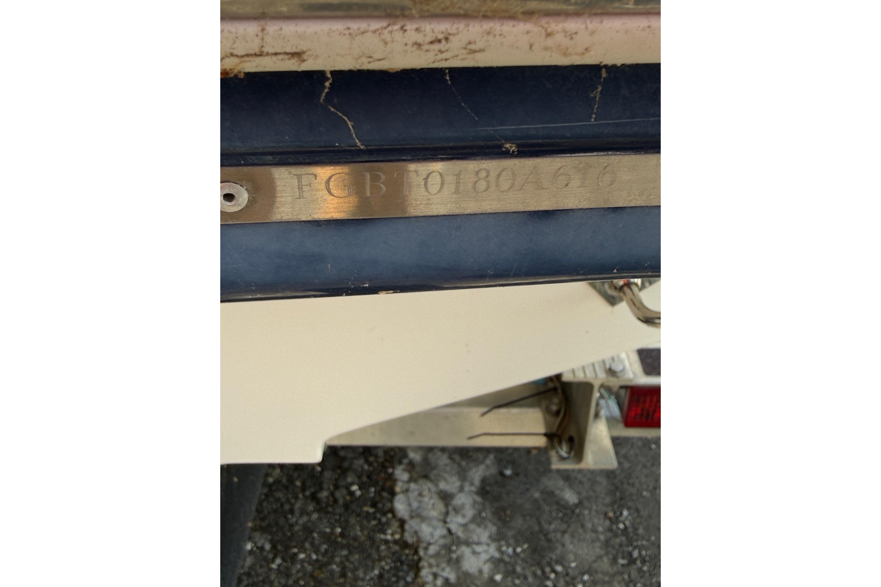 2016 Chaparral 226 SSi Wide Tech boat hull identification number plate.