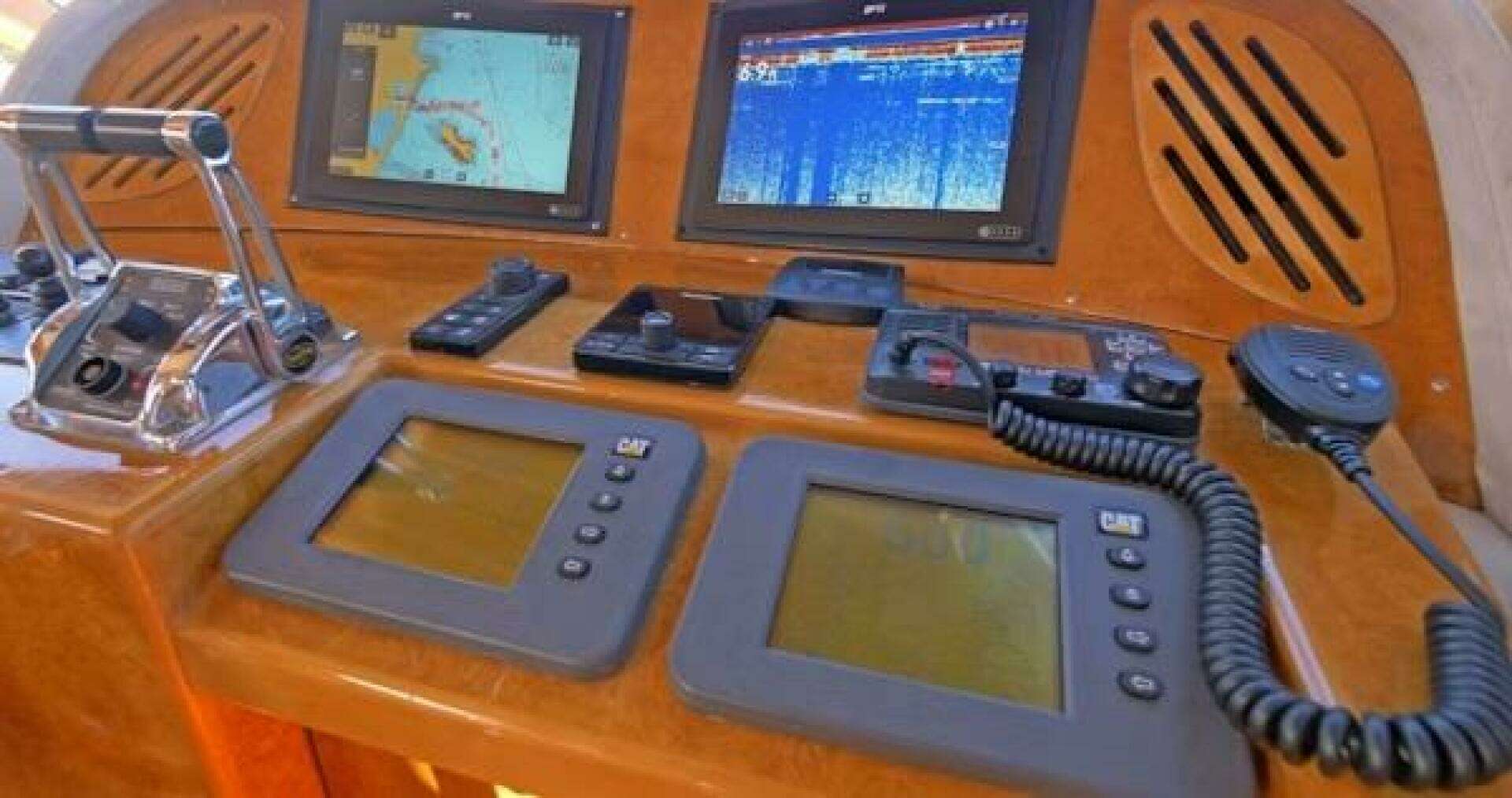 2004 McKinna Pilothouse - Image 30