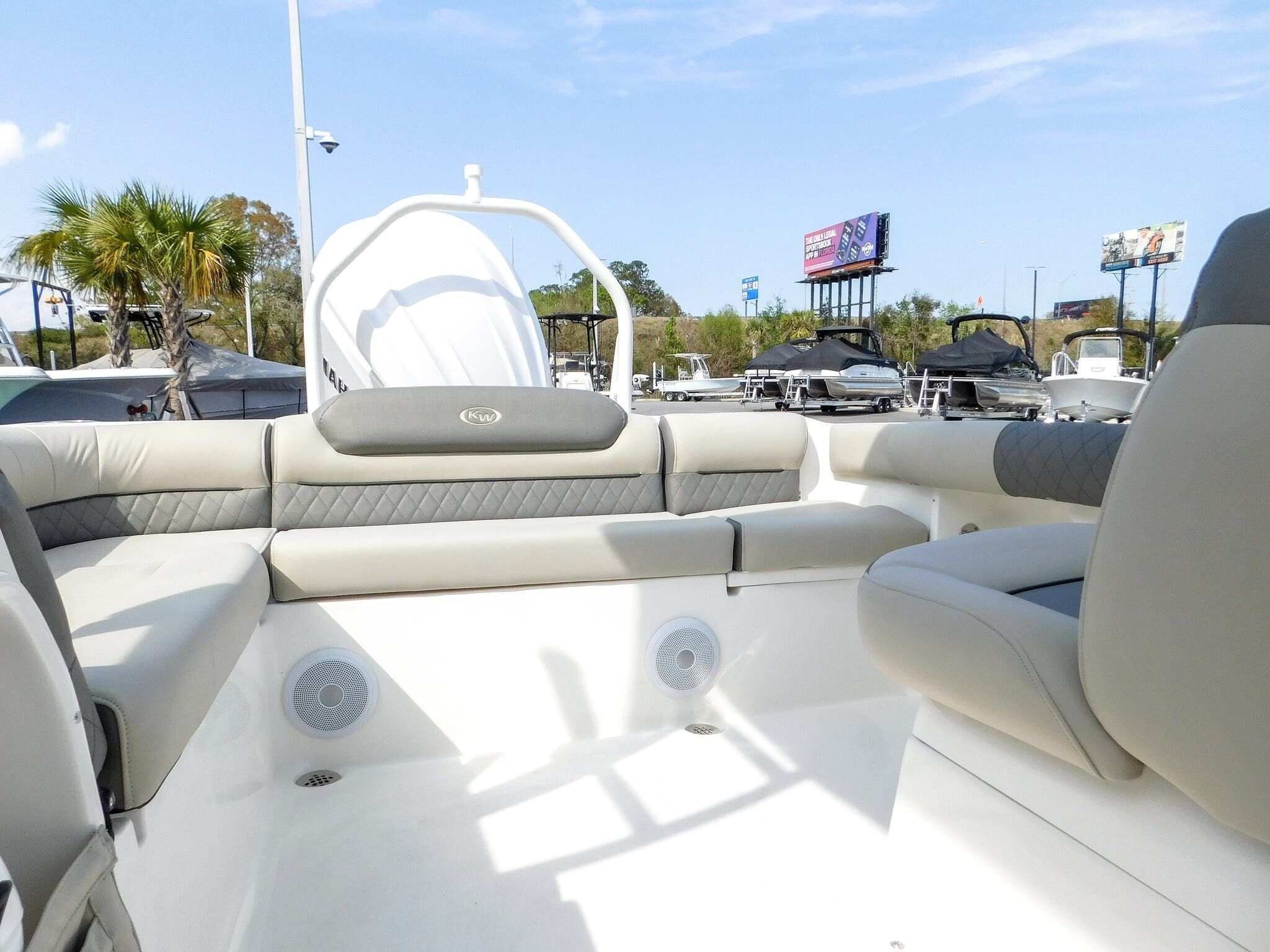 2025 Key West Dual Console 239DFS - 18