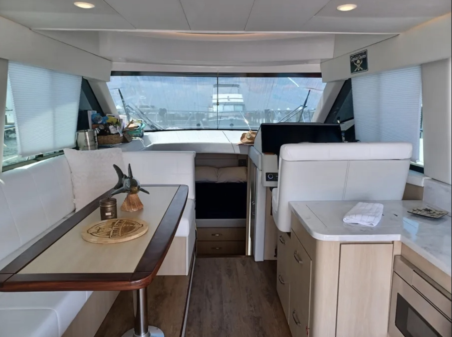 2023 Regal 42 FXO - Image 10