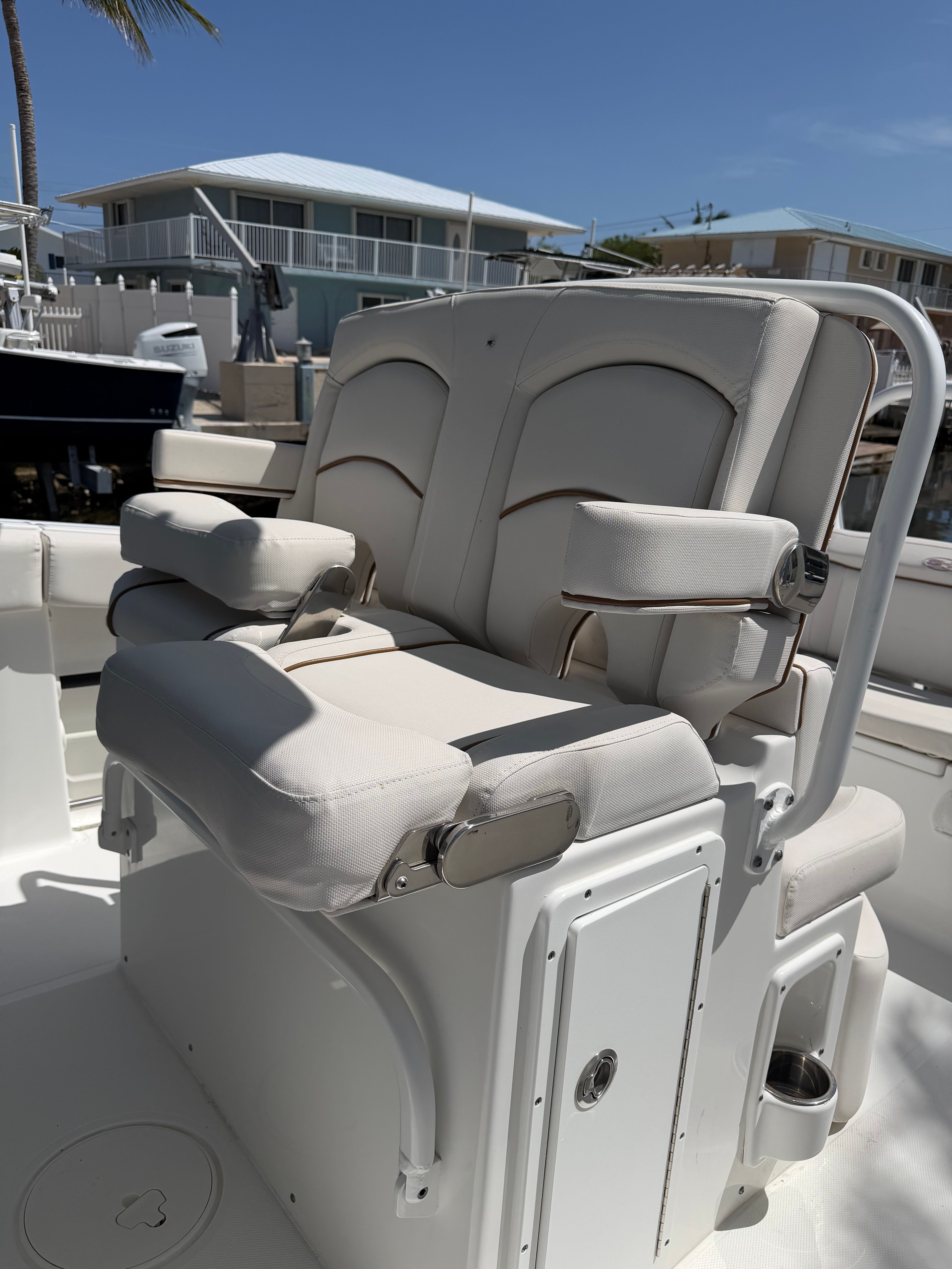 2021 Sea Hunt Ultra 255 SE - 4