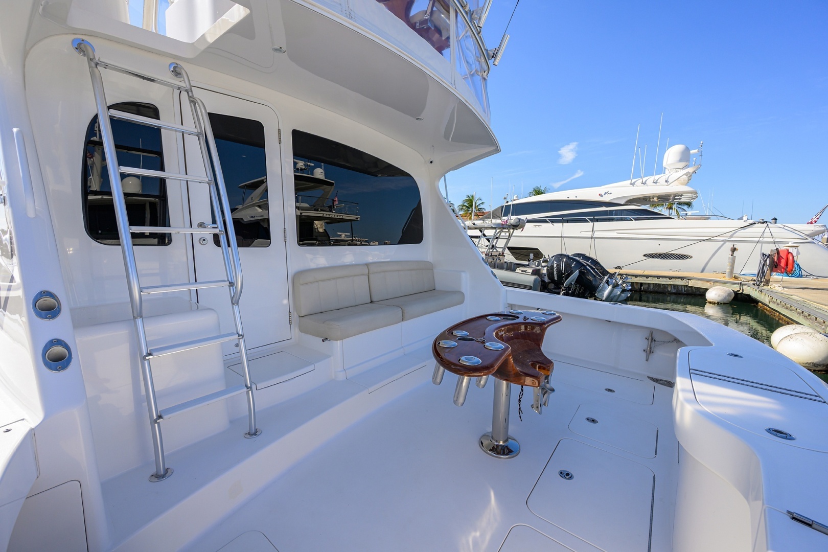 2015 Viking 42 Convertible - Image 35