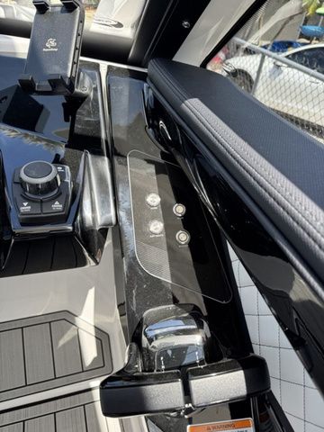 2026 Yamaha Boats 275SD - 22