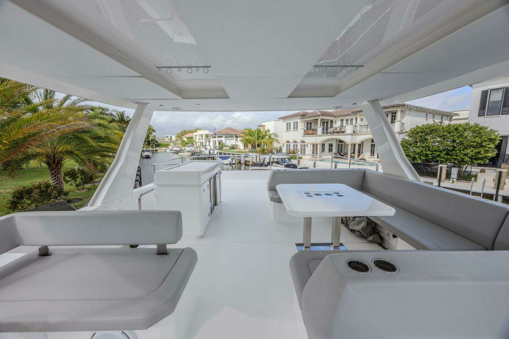 2024 Leopard 53 Powercat - Image 27
