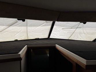 1986 Carver 42' Cockpit MY - 25