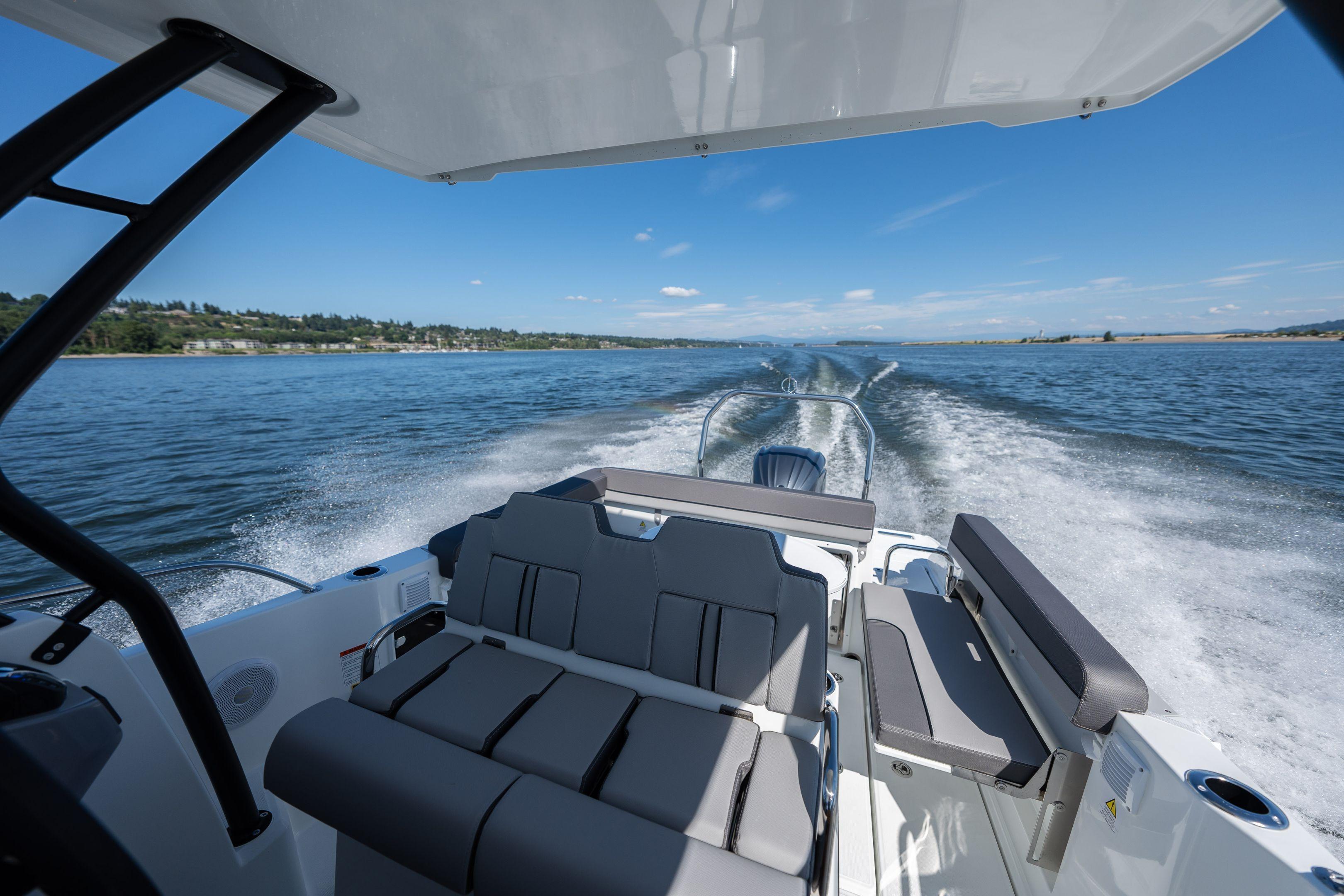 2026 Jeanneau Leader 7.5 WA Series 3 cruising on open water, showcasing sleek design.