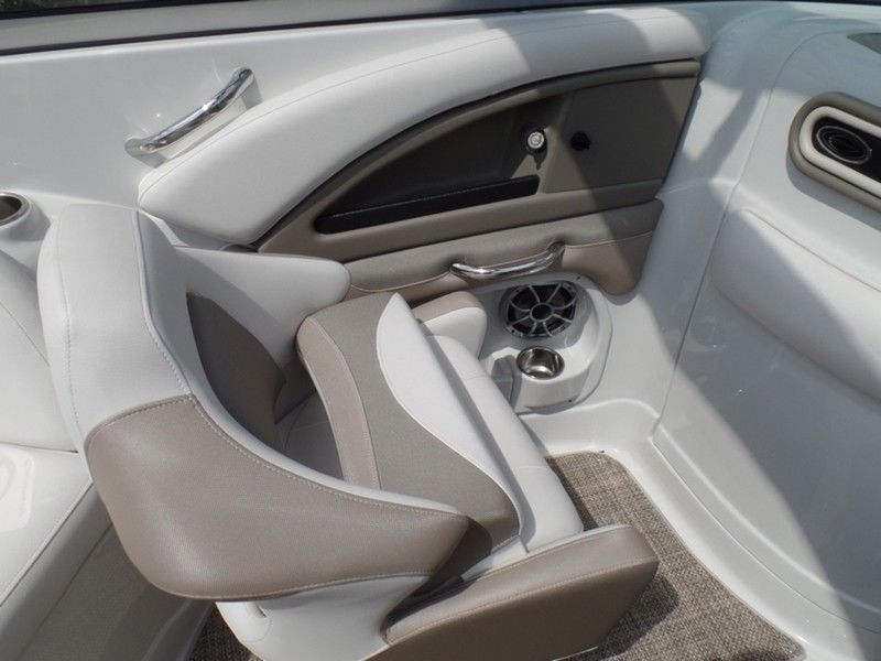 2017 Crownline Eclipse E4 - 26