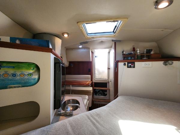 2003 Pursuit 3070 Offshore - 54