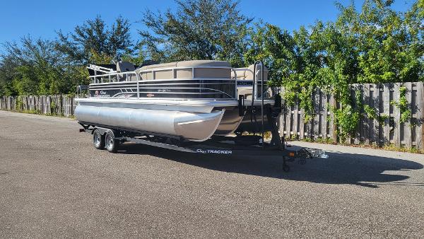 2023 Sun Tracker SportFish 22 XP3
