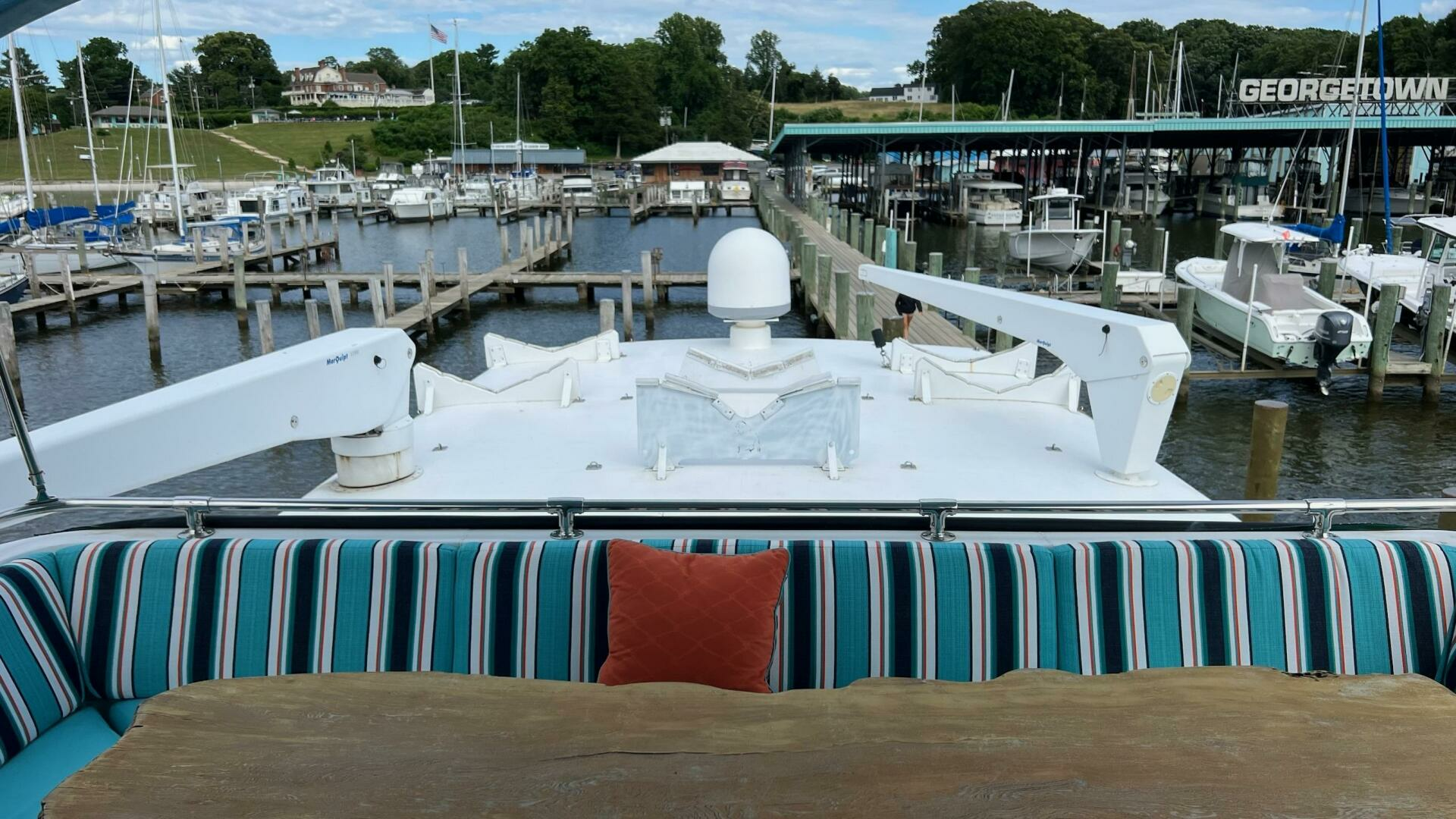 1987 Hatteras Motoryacht - Image 5