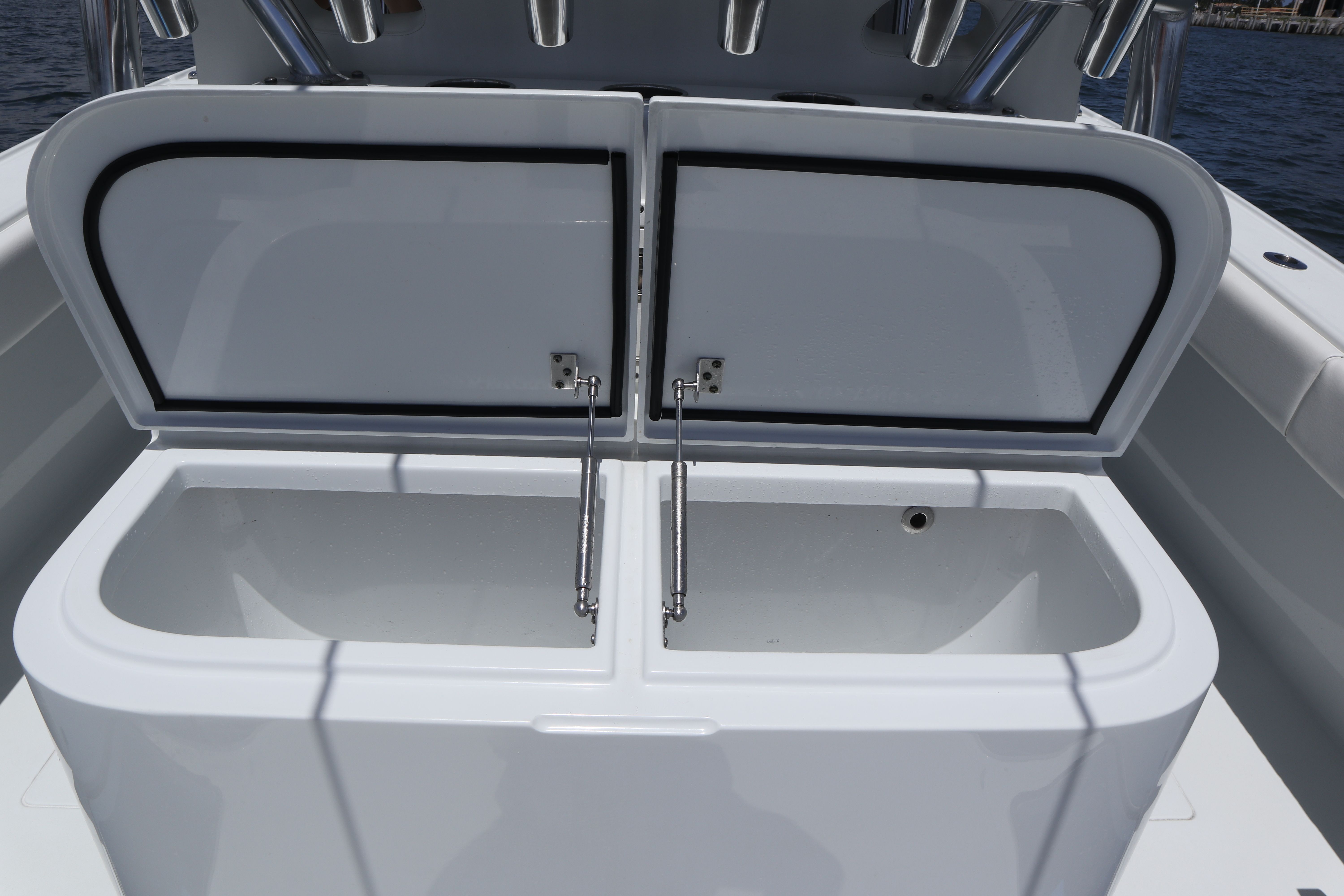 2022 Freeman 34VH - 24