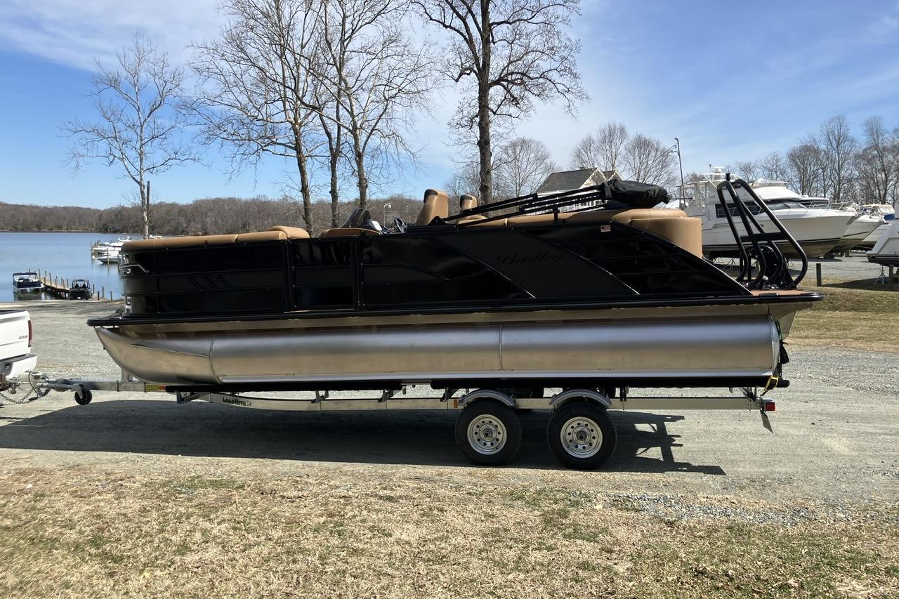 2026 Bentley Pontoons 223 ELITE ADMIRAL