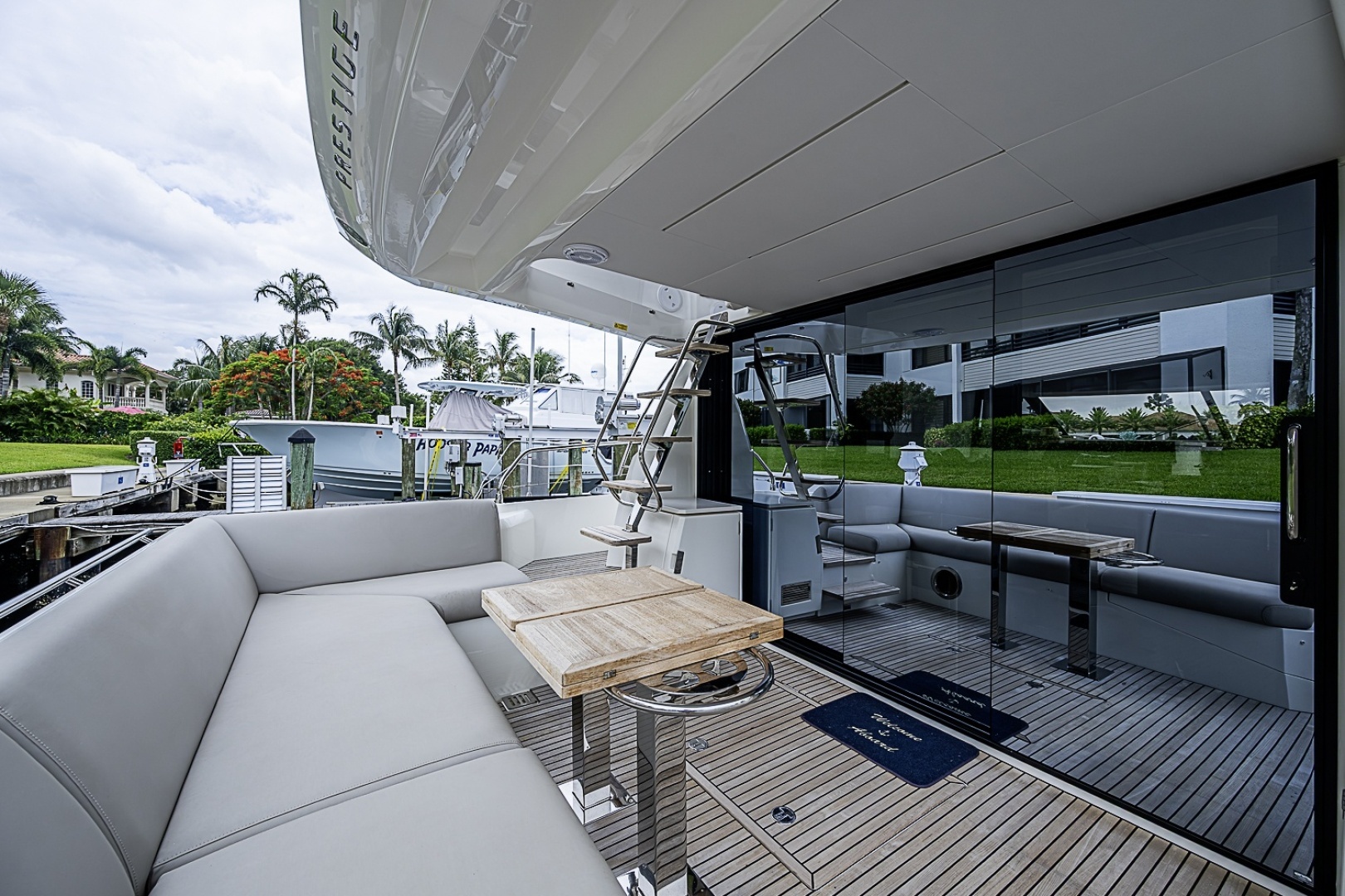 2021 Prestige 520 - Image 15