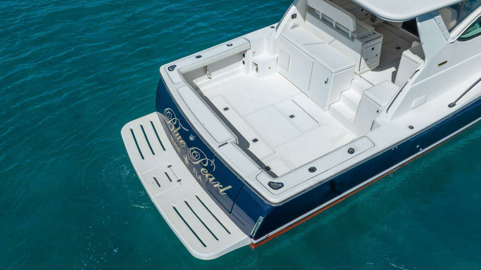 2004 Tiara Yachts 4200 Open - Image 34