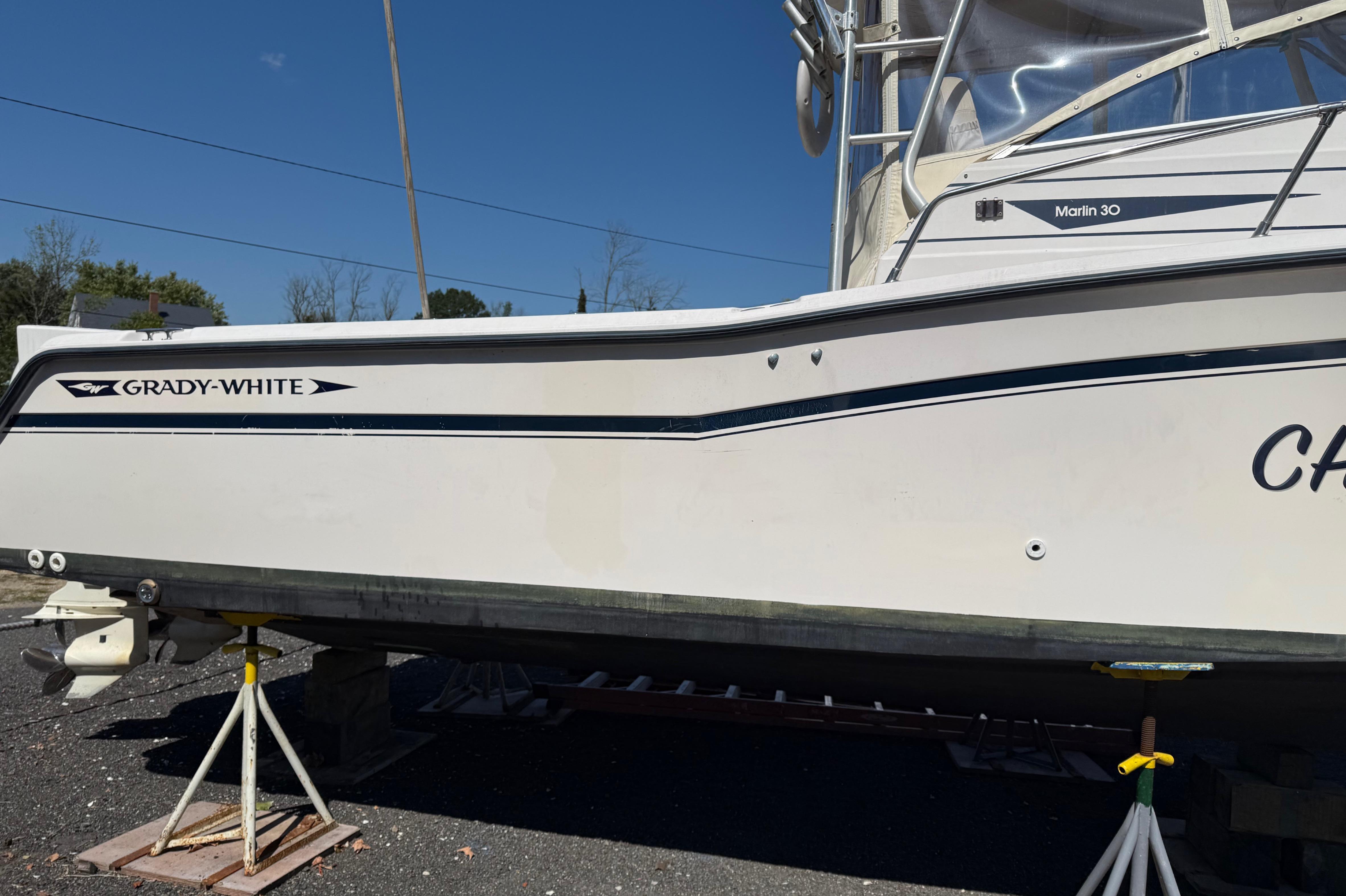 1996 Grady-White Marlin 300