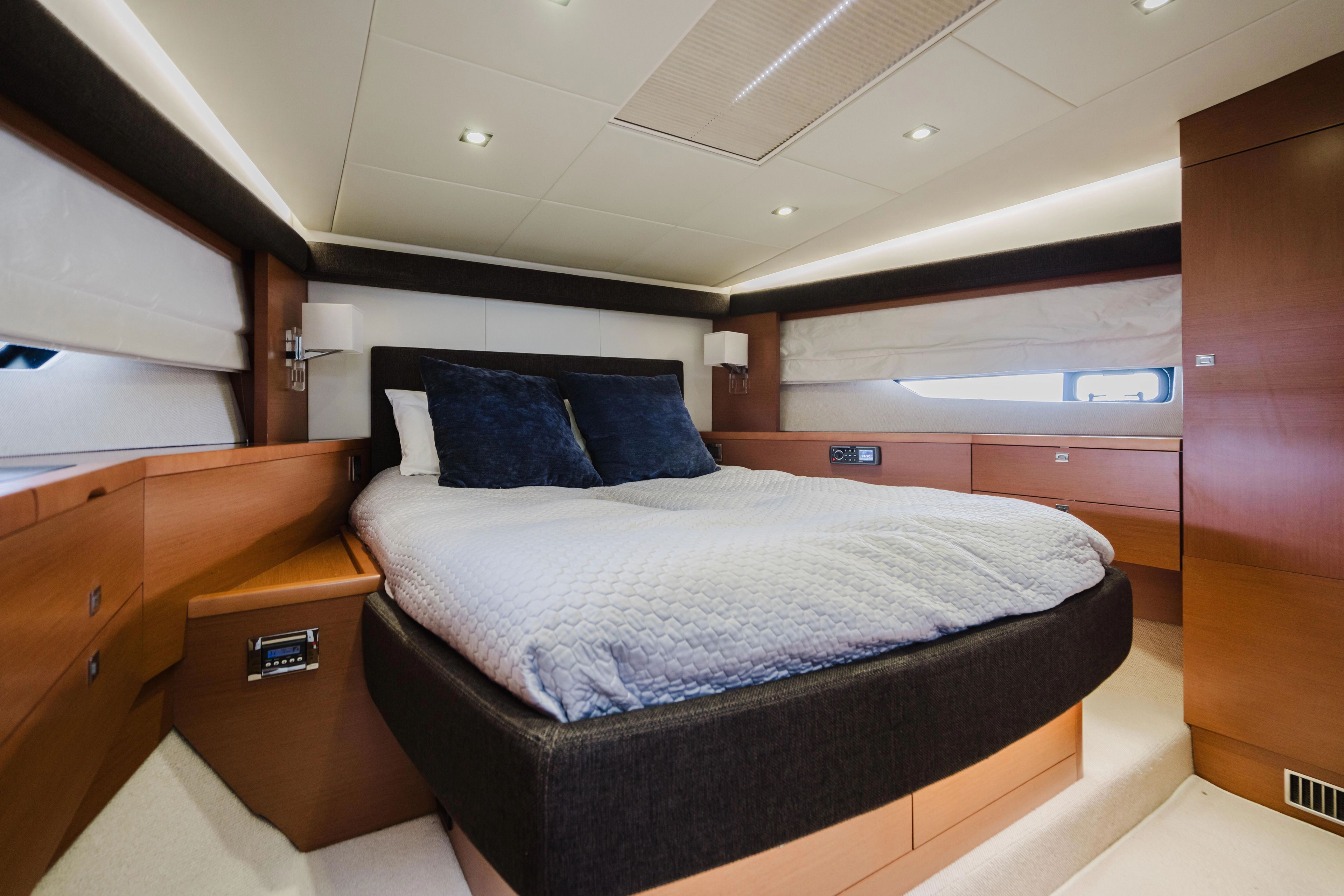 2014 Prestige 620 - 25