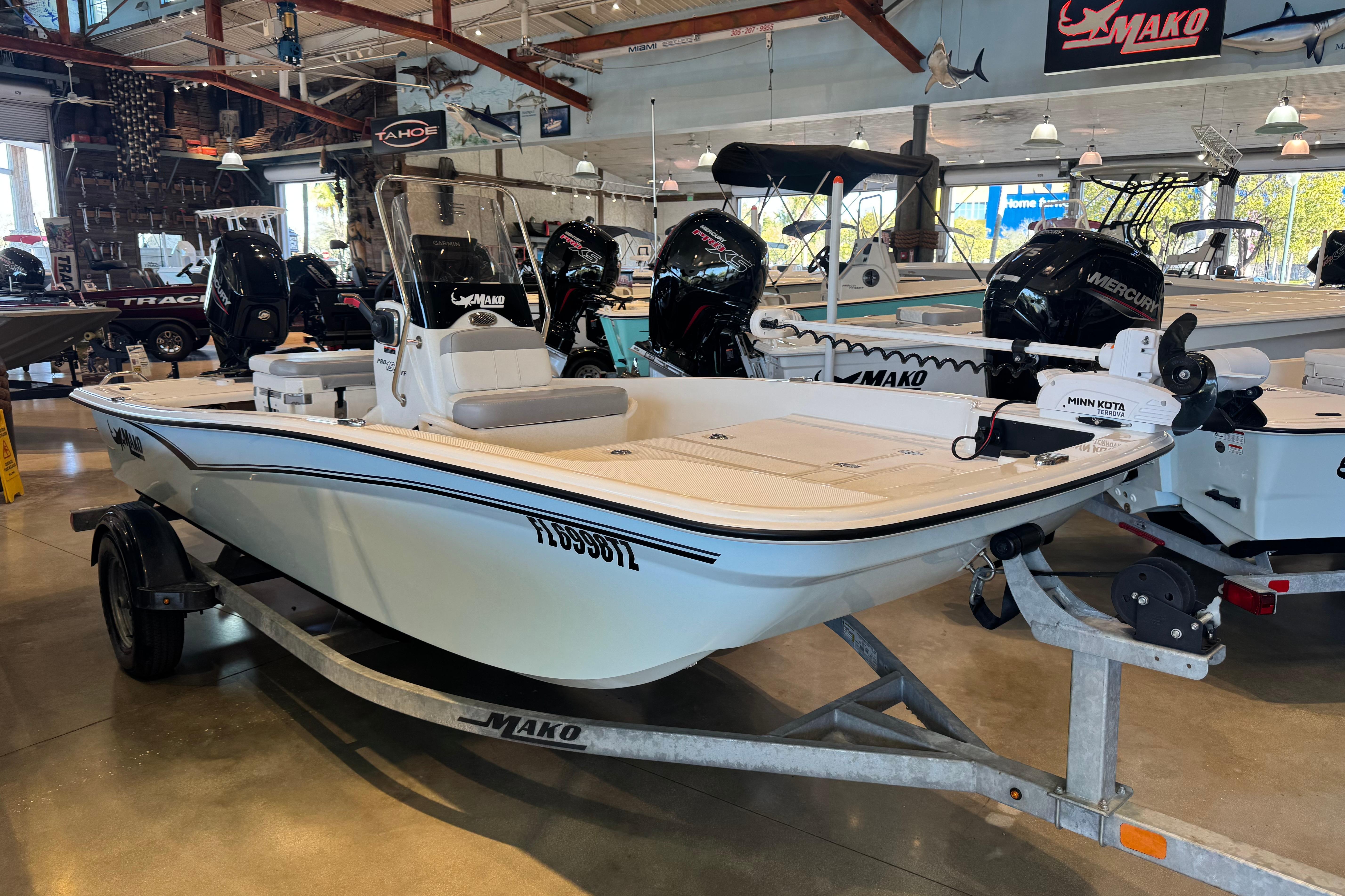 2025 Mako Pro Skiff 15 CC