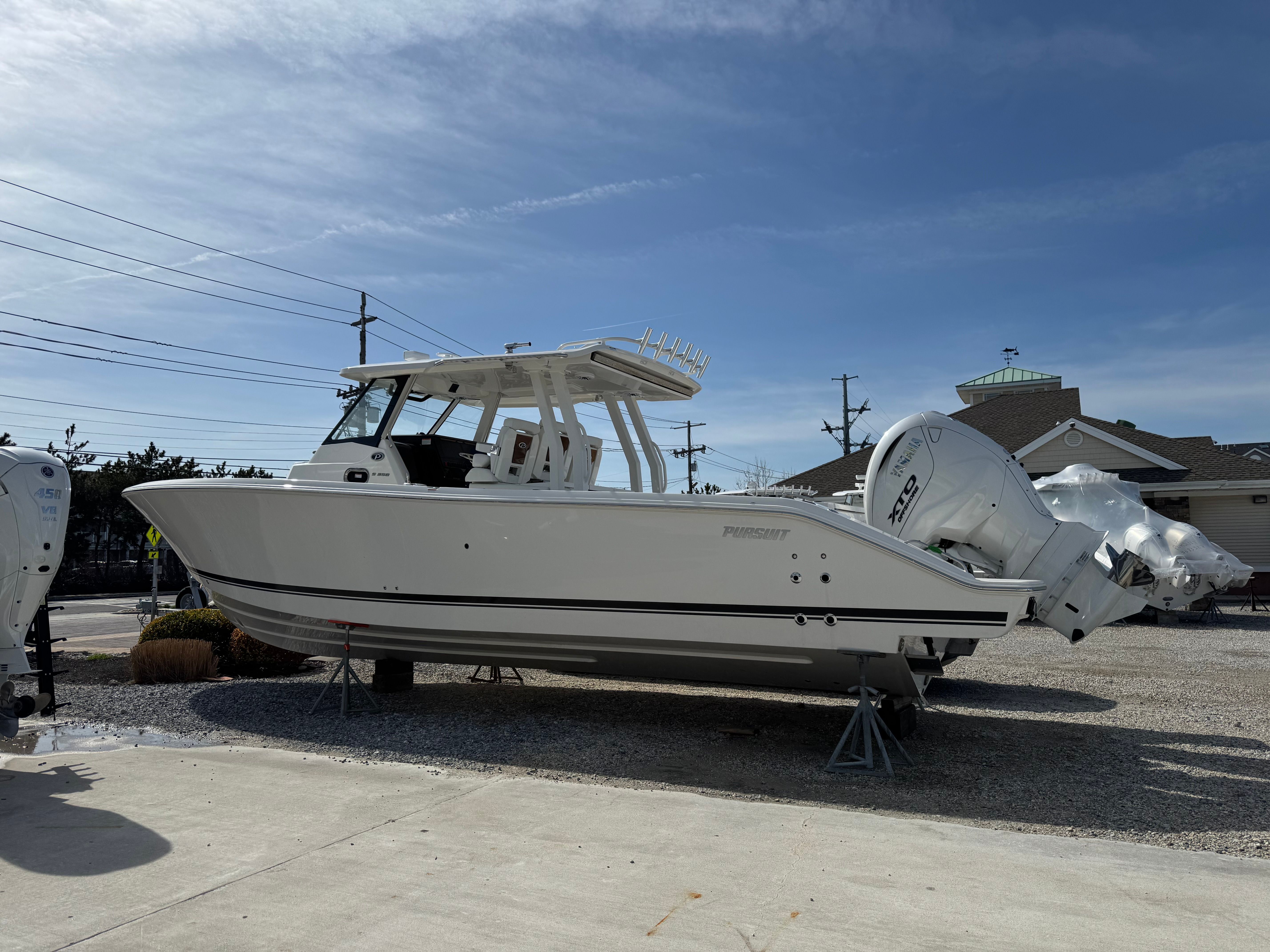 2026 Pursuit S 358 Sport