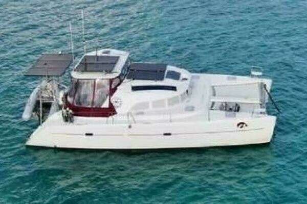 2004 Lagoon 380