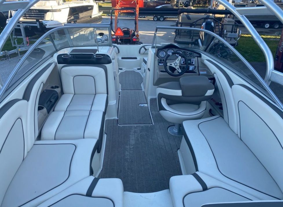 2014 Yamaha Boats 242 Limited S - 3