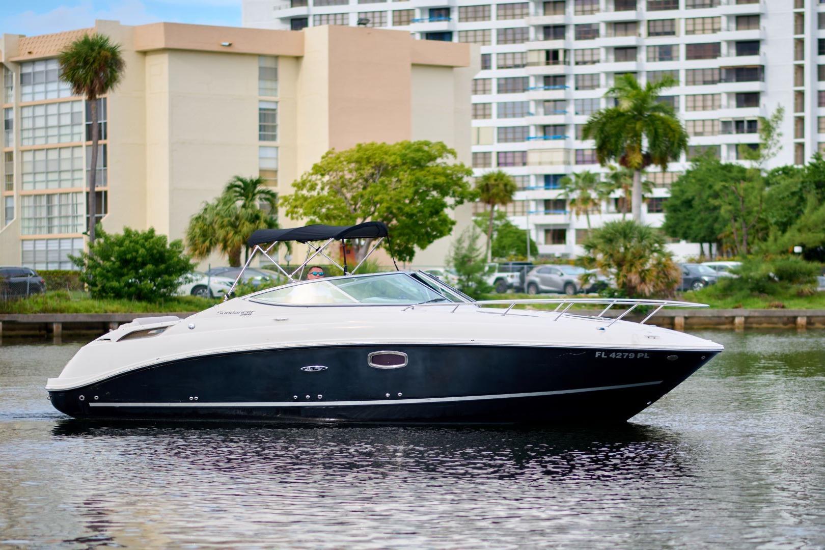 2011 Sea Ray Sundancer 260