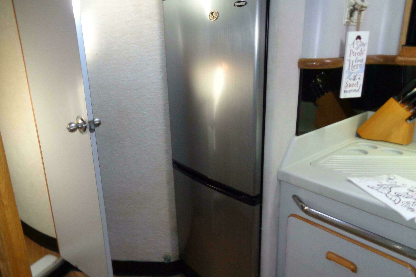1991 Sea Ray 480 Sundancer - Image 60