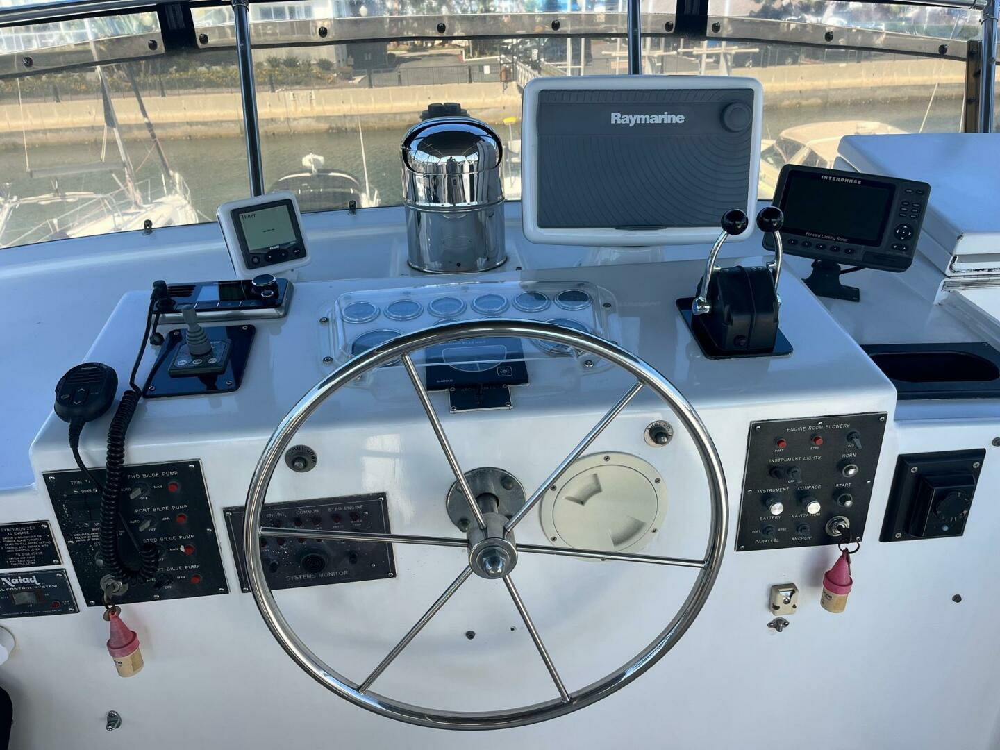 1986 Hatteras 70' Cockpit Motor Yacht - Image 31