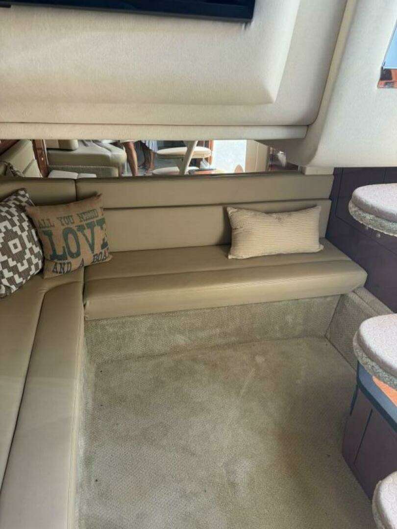 2007 Sea Ray 340 - Image 12