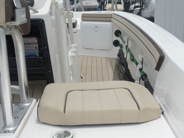 2022 Yamaha Boats 195 FSH Sport - 21