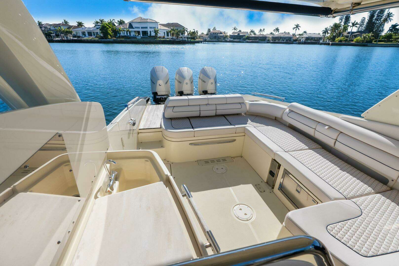 2021 Chris-Craft Launch 35 GT OB - Image 35