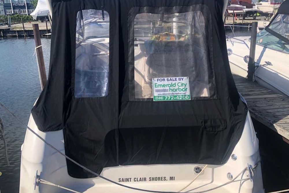 1999 Regal Commodore 2760 boat for sale at Saint Clair Shores marina.