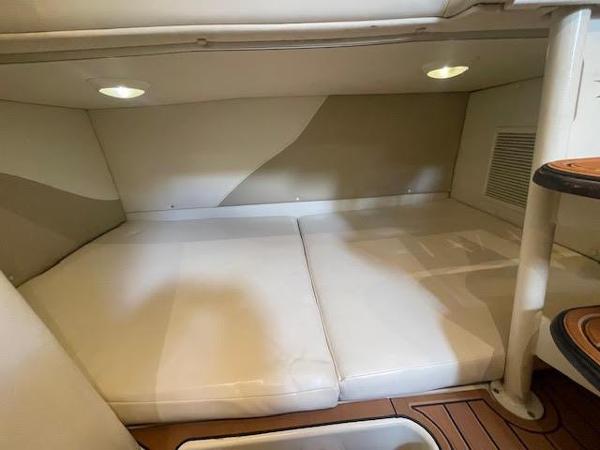 2005 Hydra-Sports 3300 VX - 17