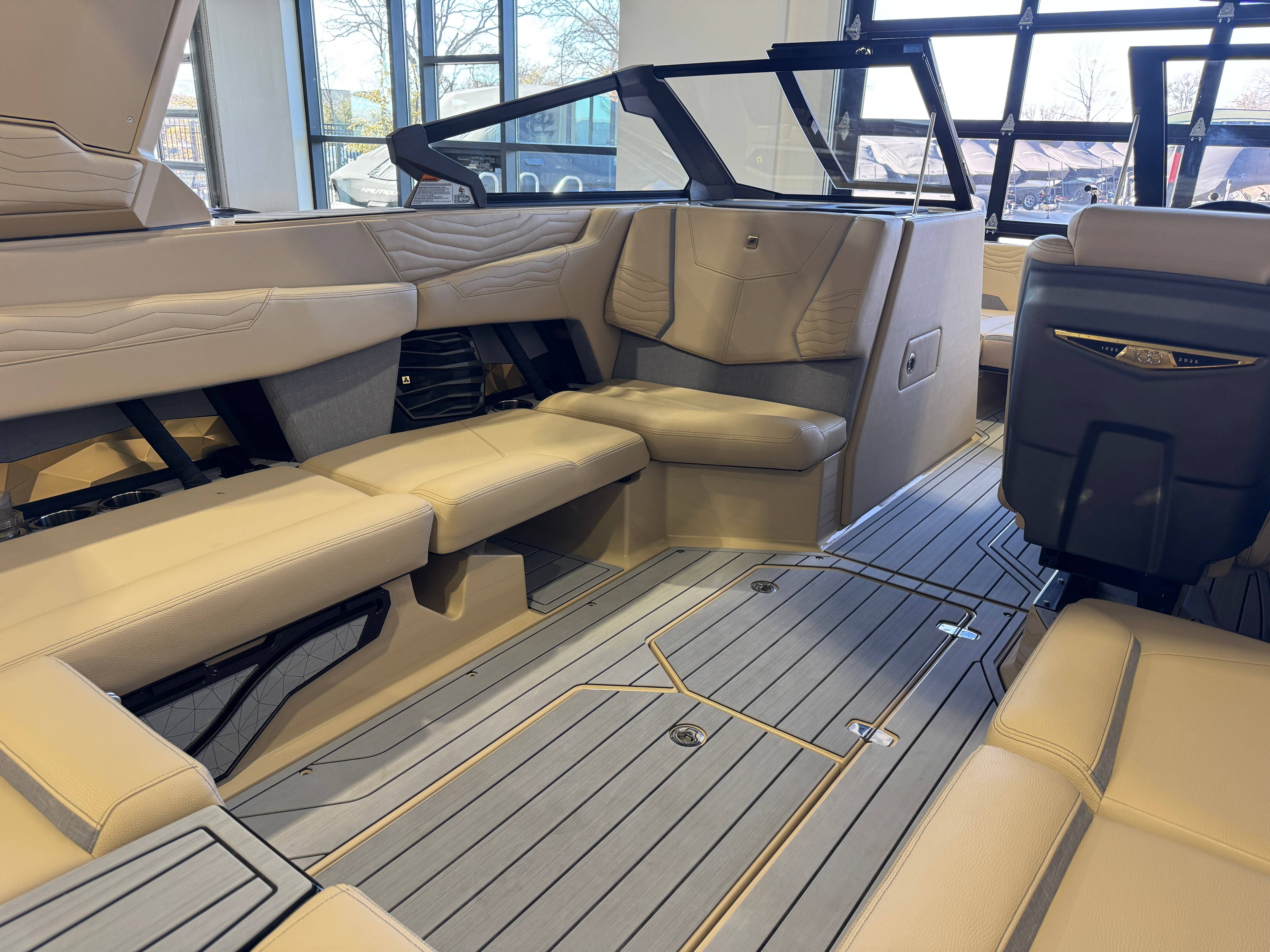 2025 Nautique Super Air Nautique G23 - 13
