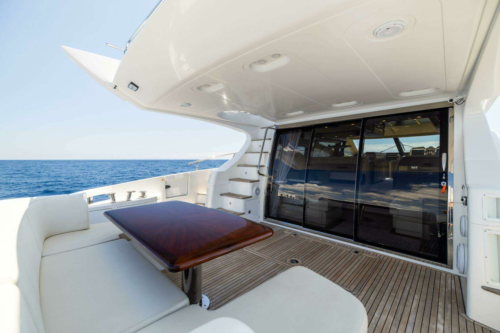 2015 Azimut 64 Flybridge - Image 35