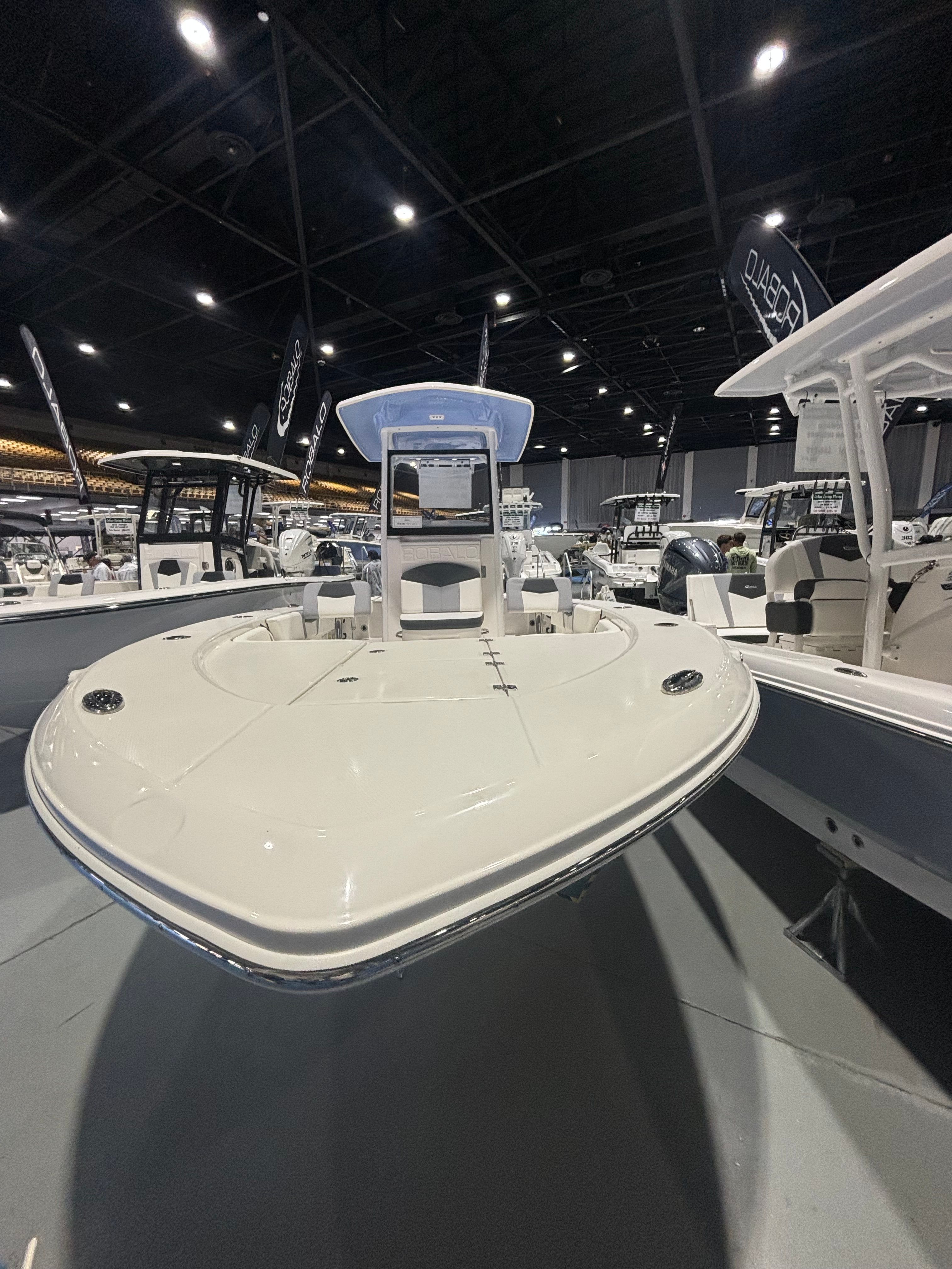 2024 Robalo CAYMAN - 2