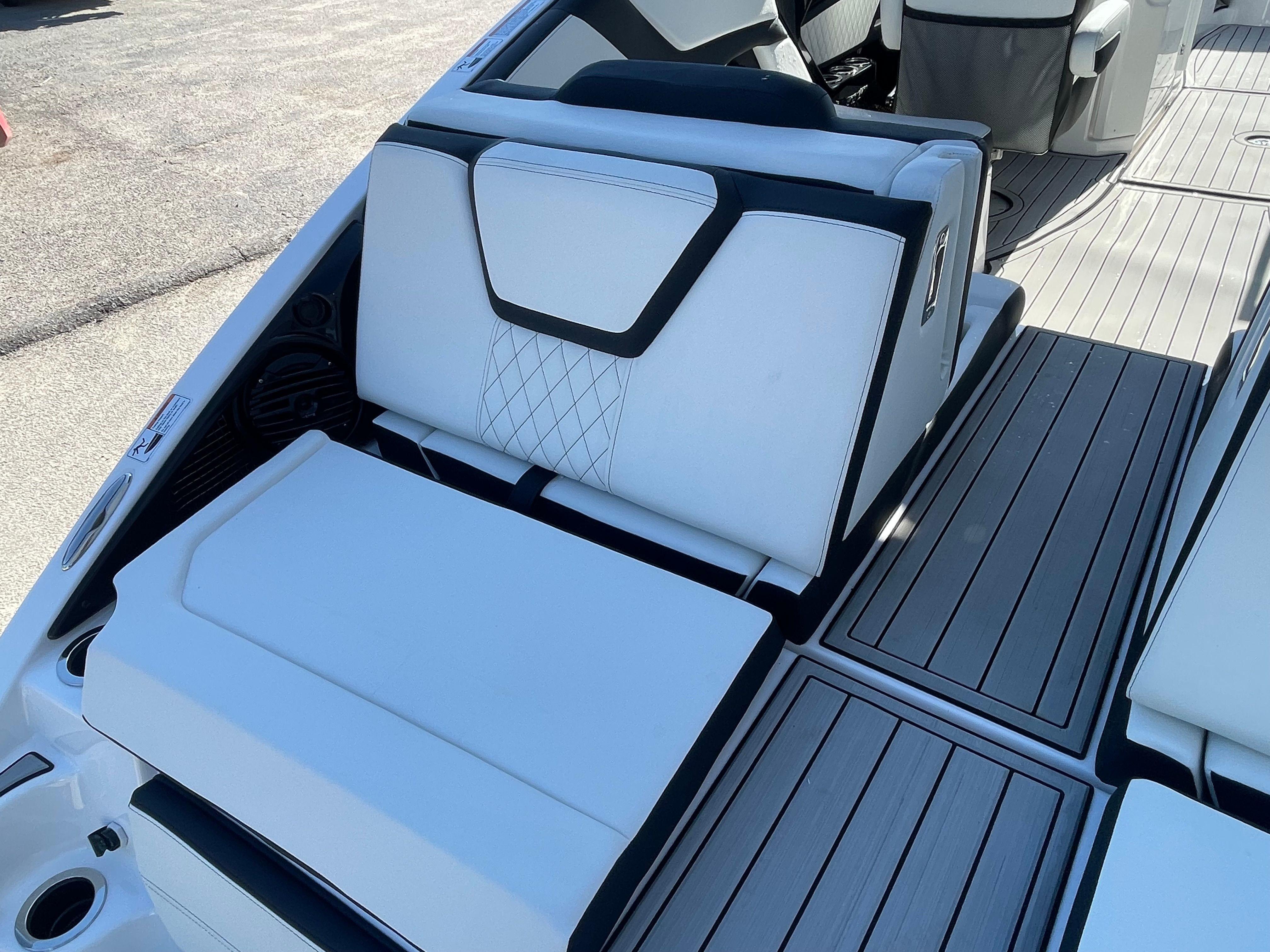 2025 YAMAHA 252 SD - Image 24