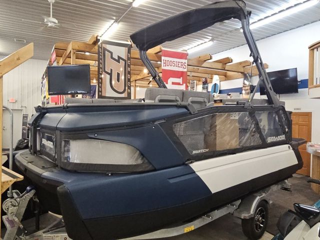 2026 Sea-Doo Switch Cruise 18